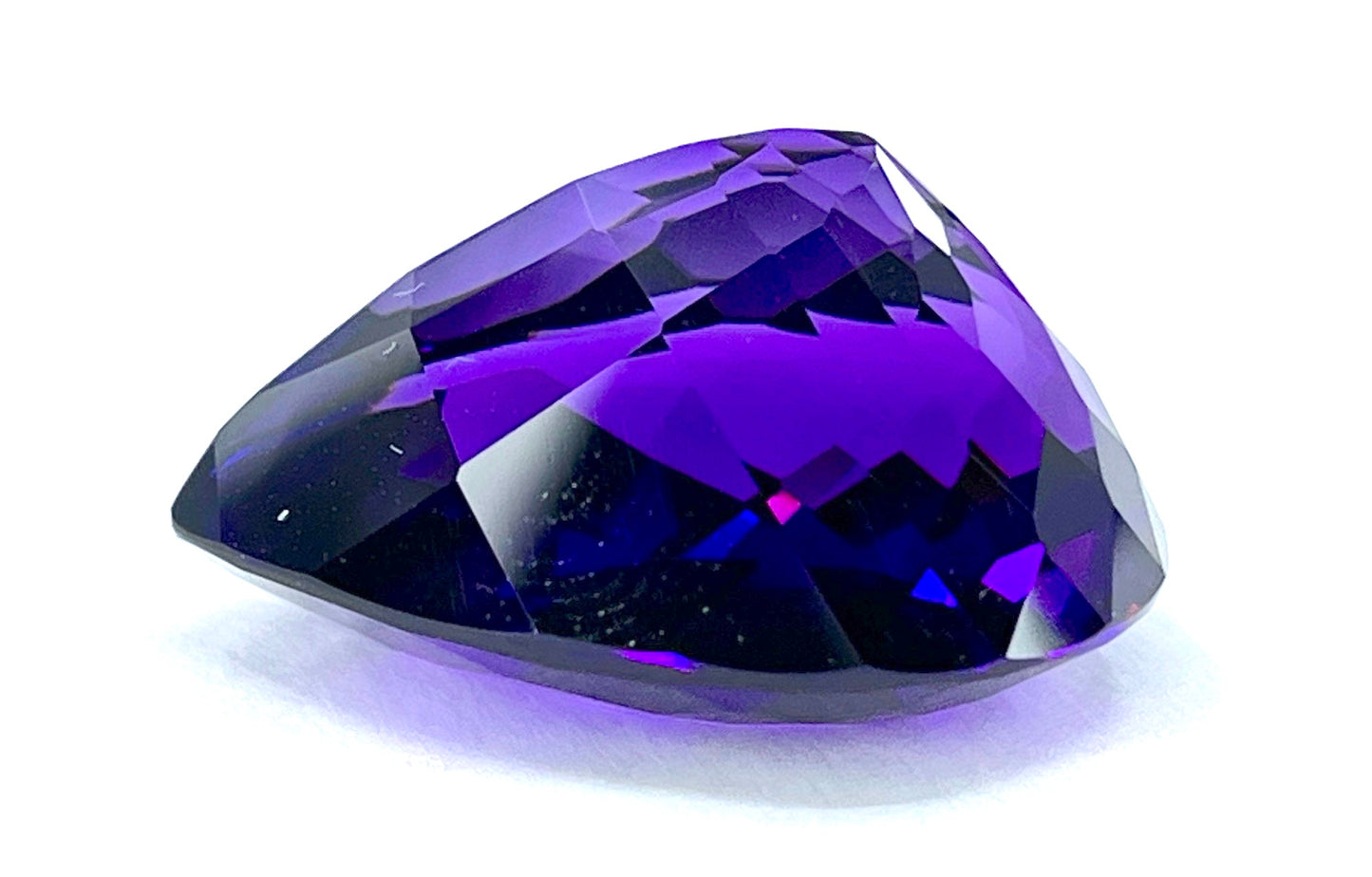 25.53 ct. Natural Amethyst