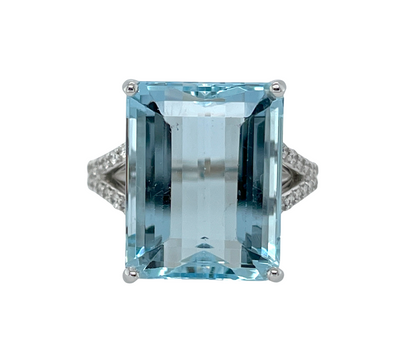 13.00 ct. Aquamarine & Diamond Ring in 14K White Gold