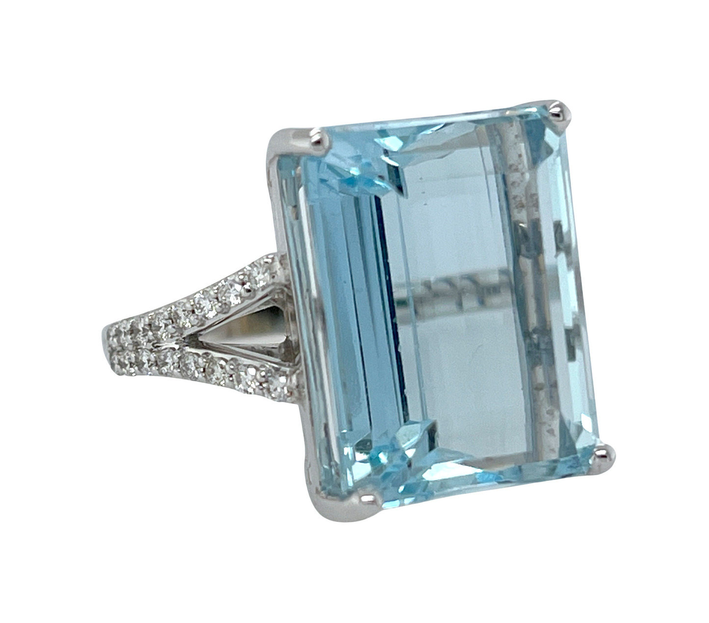 13.00 ct. Aquamarine & Diamond Ring in 14K White Gold