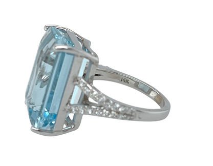 13.00 ct. Aquamarine & Diamond Ring in 14K White Gold