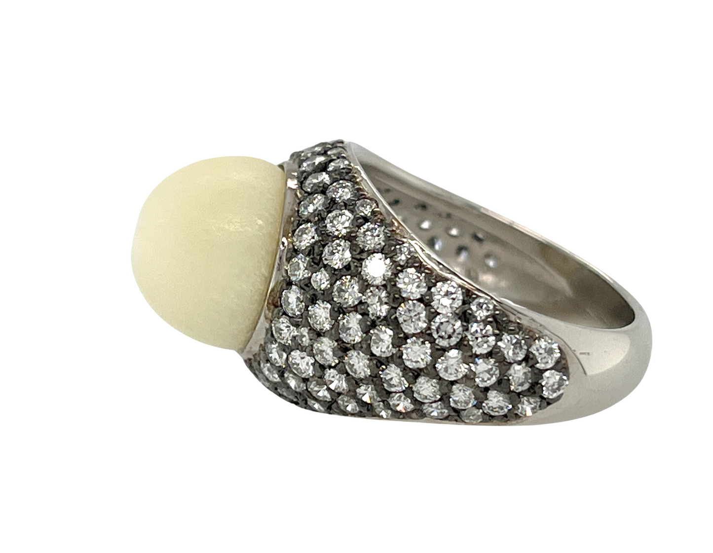 GIA 8.64 ct. Natural Tridacna Pearl & Diamond Ring in Platinum