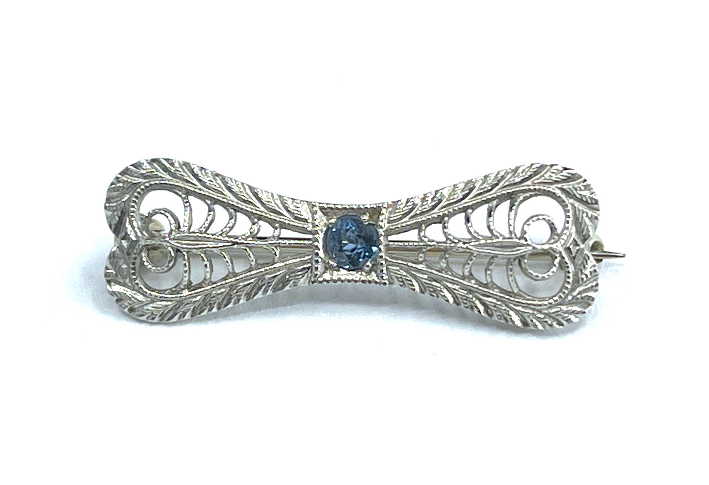 Edwardian Era Antique Sapphire Brooch in 14K White Gold