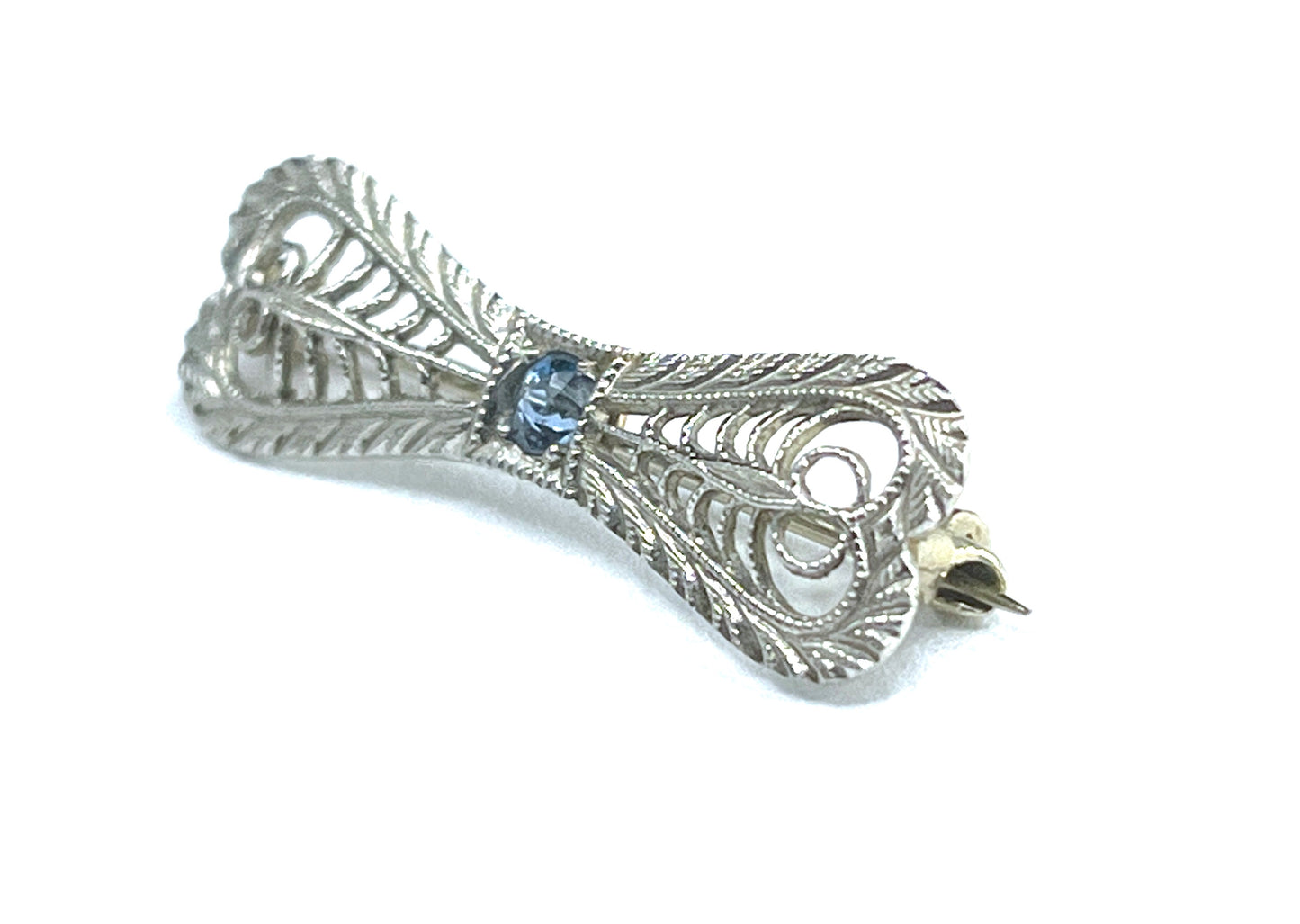 Edwardian Era Antique Sapphire Brooch in 14K White Gold