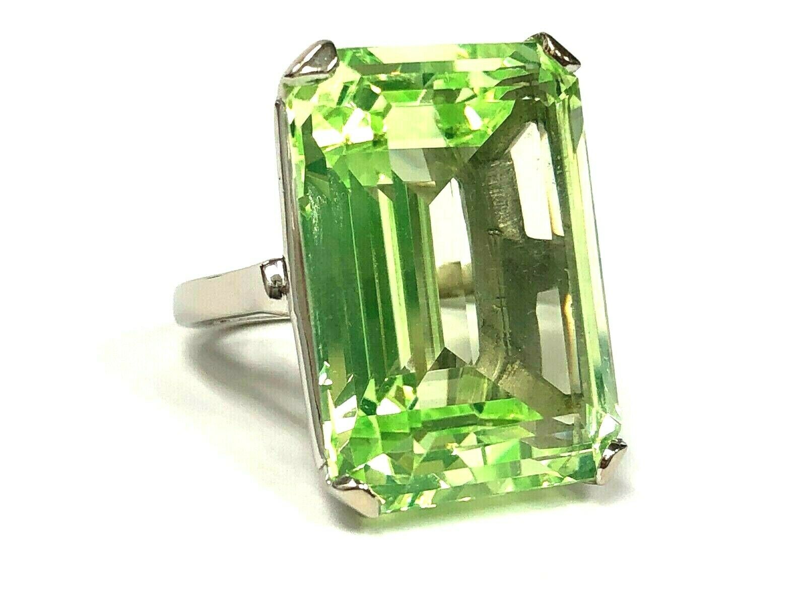 Green deals spinel jewelry